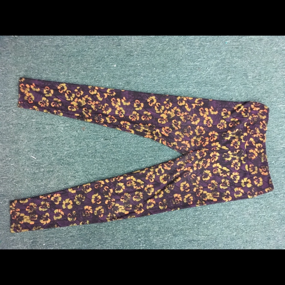 LuLaRoe leggings. OS